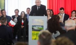 Prezes PiS: rząd zdecydował o zakazie przywożenia do Polski zboża i innej żywności z Ukrainy
