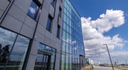 Na wprost lotniska powstało nowe centrum biznesu