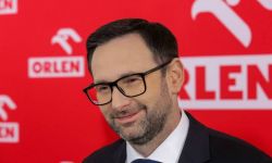 Prezes PKN Orlen: obniżamy ceny paliw przed majówką
