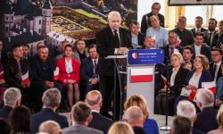 J. Kaczyński: za czasów PO-PSL Polska powiatowa, Polska wsi, mniejszych miast była w wielkiej mierze zapomniana