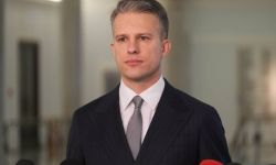 Posłowie KO: PiS zafundował Polakom drożyznę na majówkę