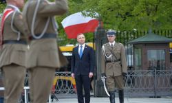 Prezydent wręczył nominacje generalskie oraz admiralską ośmiu oficerom WP