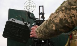 Ukraina: w Kijowie zestrzelono rosyjskiego drona. Dziesiątki wystrzałów w pobliżu centrum miasta