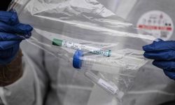 144 zakażenia koronawirusem. Zmarły cztery osoby z COVID-19