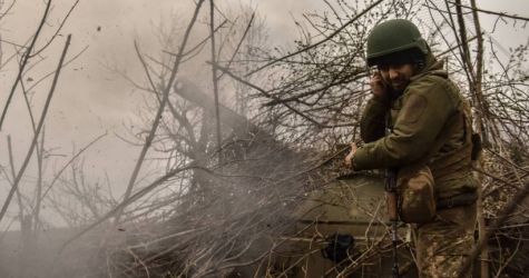 Władze Ukrainy: odbiliśmy kilkanaście rosyjskich pozycji na przedmieściach Bachmutu, sytuacja 