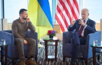 Zełenski podziękował prezydentowi USA za kolejny pakiet pomocy wojskowej