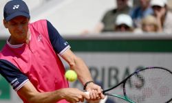 French Open - Hubert Hurkacz wygrał z Goffinem i awansował do drugiej rundy