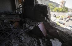 Kijów i obwód kijowski celem ataku rakietowego; w kilku miejscach upadły odłamki rakiet