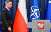 Opozycja o podpisie prezydenta pod ustawą ws. komisji: wstyd i hańba; wygrał interes PiS; fatalna decyzja