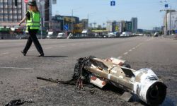 Dowódca naczelny: Rosja zaatakowała w poniedziałek 11 rakietami Iskander dwóch typów
