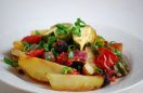 Sałatka z pieczonych warzyw (weg-anka.blogspot.com)