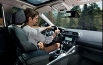 Kto nie musi zapinać pasów