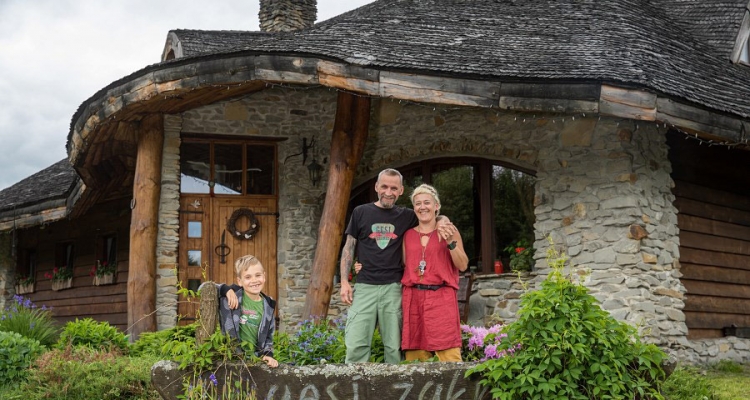 Paweł oraz Ania Słomińscy wraz z synem Fot. Tadeusz Poźniak