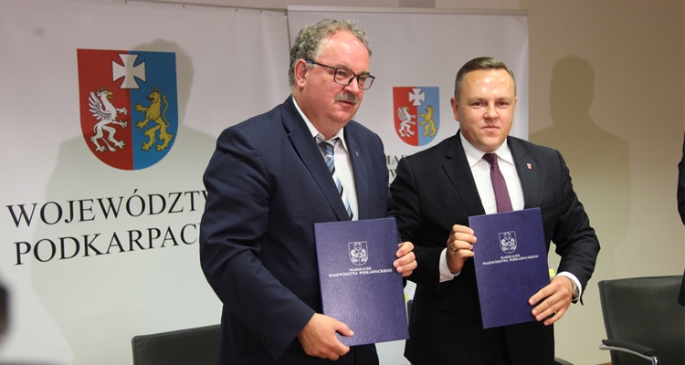 Od lewej Piotr Pilch oraz Tomasz Soliński Fot. Archiwum Podkarpacki Urząd Marszałkowski