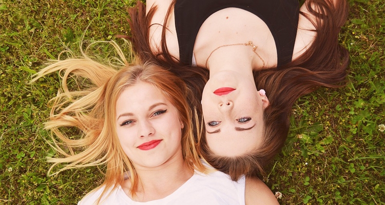 Jak wybrać najlepszy prezent dla przyjaciółki?